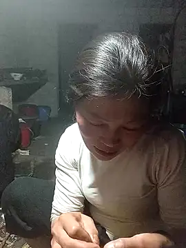 siusiu-00 online show from 10.25.25