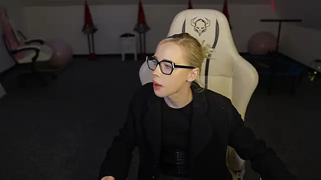 Jessica start online show from 12.15.25