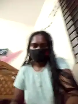 Snapshot of mistak1 chatting on 10.15.25 mistak1 online show from 10.15.25