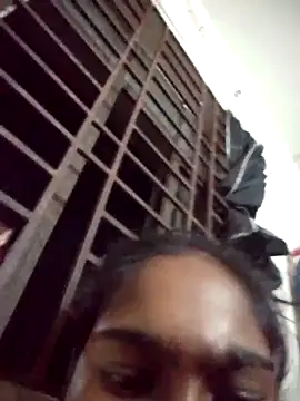 Snapshot of mistak1 chatting on 10.16.25 mistak1 online show from 10.16.25