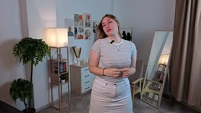 ClarePratillo online show from 10.20.25