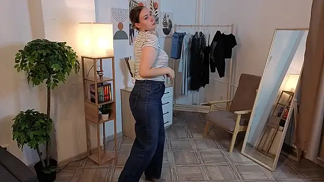 ClarePratillo online show from 10.21.25