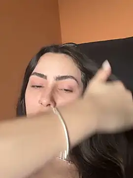 Snapshot of Baby_Mia_pires chatting on 11.05.25 Baby Mia pires online show from 11.05.25