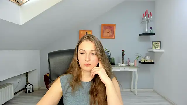 AnneWilsonn online show from 11.11.25