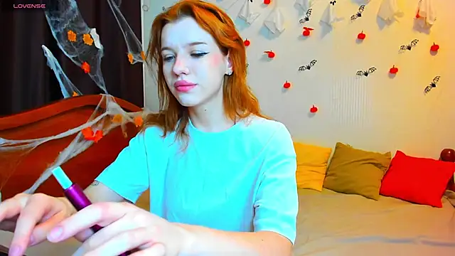 MeganNewCat online show from 11.14.25