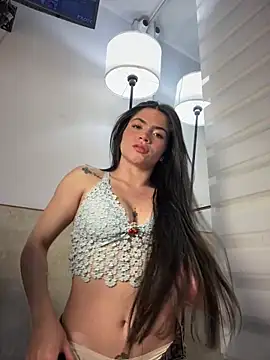 Snapshot of PamelaJonsom_ chatting on 11.15.25 PamelaJonsom online show from 11.15.25