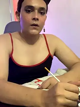 La-Gatiita-trans online show from 11.14.25