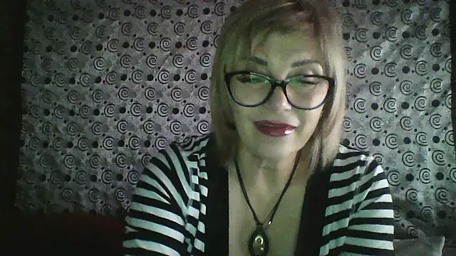 Lia Ray online show from 11.05.25