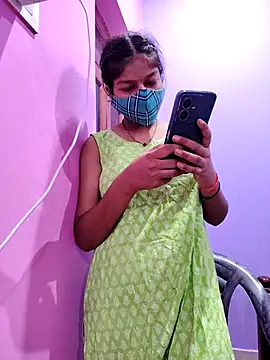 Snapshot of Muskan_12th chatting on 10.17.25 Muskan 12th online show from 10.17.25