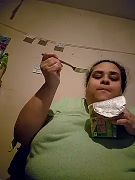 BigBusty VoluptuousMilfX online show from 12.17.25