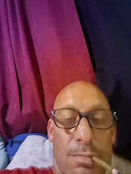 whateveruwanthowever online show from 11.17.25