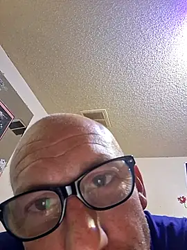 whateveruwanthowever online show from 11.19.25