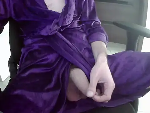 Batboy94 online show from 11.15.25