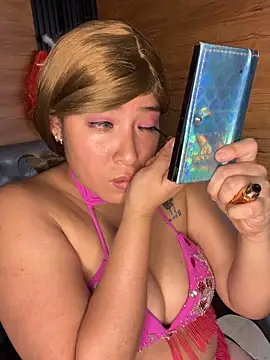 Yvonny27 online show from 02.11.26