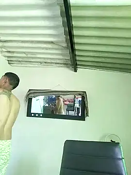 Snapshot of RennySem chatting on 10.15.25 RennySem online show from 10.15.25