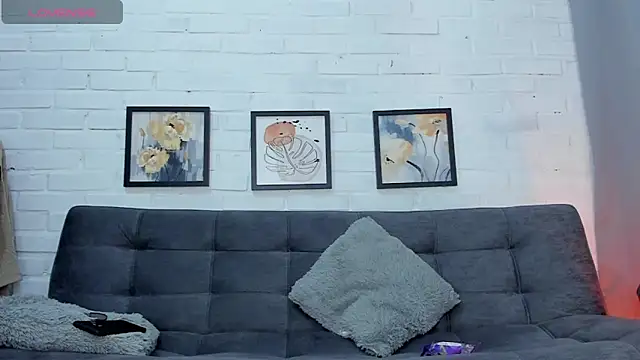 MATEO HUNTER online show from 12.04.25