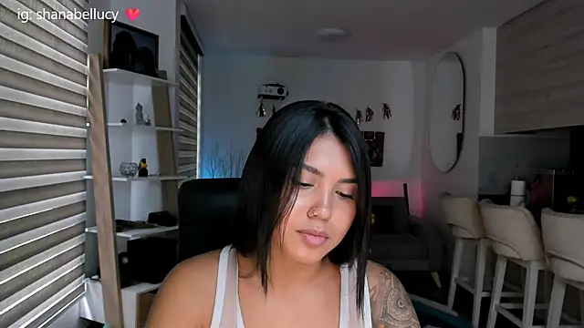 Snapshot of shanabellucy chatting on 04.15.26 shanabellucy online show from 04.15.26