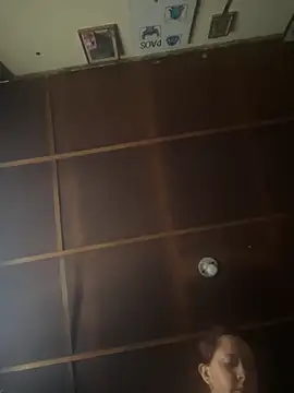 Zoe fire online show from 10.28.25