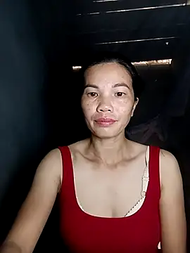 Snapshot of Style-lee chatting on 10.28.25 Style-lee online show from 10.28.25