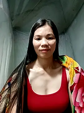 Snapshot of Style-lee chatting on 11.17.25 Style-lee online show from 11.17.25