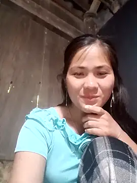 Snapshot of Lyssa-a chatting on 05.01.26 Lyssa-a online show from 05.01.26