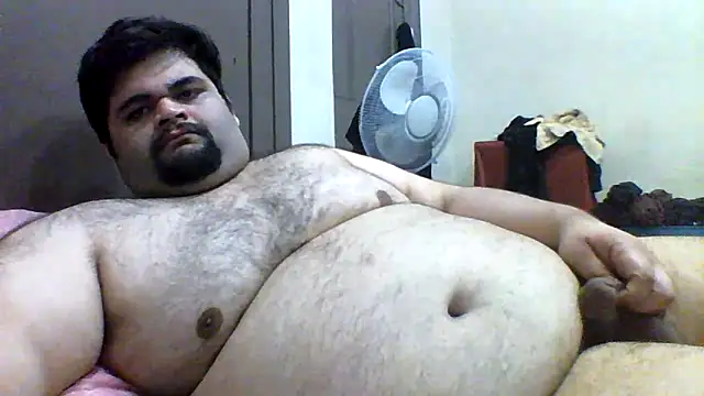 Snapshot of ShavenScope24 chatting on 02.06.26 ShavenScope24 online show from 02.06.26