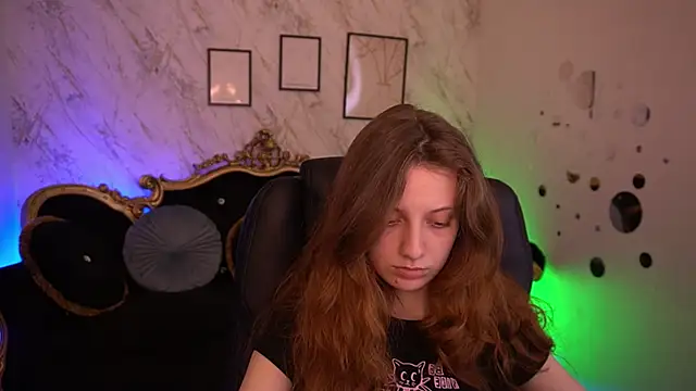 CuteeFoxy online show from 05.26.26