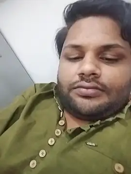 Akki19989 online show from 12.17.25