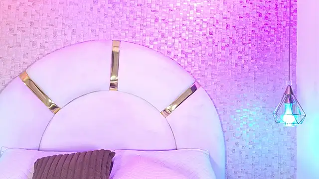 emmy rose25 online show from 12.22.25