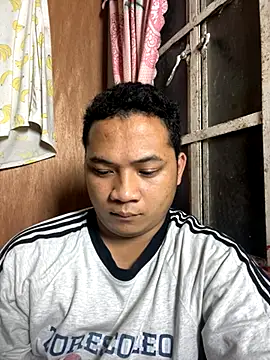 littleredbunny27 online show from 10.14.25