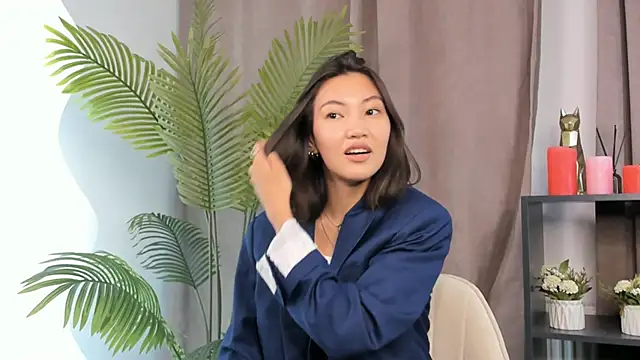 Snapshot of LorenaMarer chatting on 10.16.25 LorenaMarer online show from 10.16.25