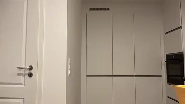 julialauren online show from 11.17.25