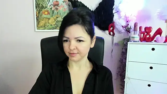 Mollybloom40 online show from 03.10.26