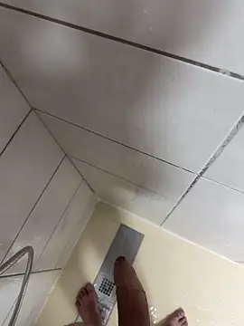 jesuislabb01 online show from 04.14.26