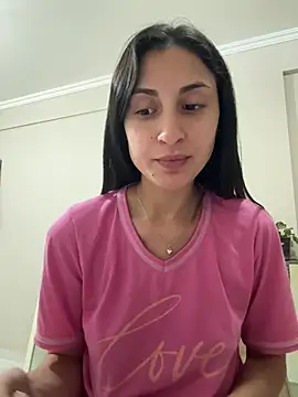 Snapshot of itsmiasofia chatting on 06.20.26 itsmiasofia online show from 06.20.26