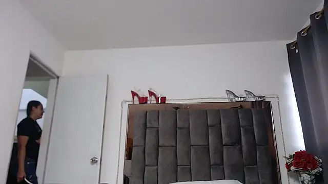 Snapshot of Salmma_Milf chatting on 06.30.26 Salmma Milf online show from 06.30.26