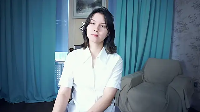 Snapshot of LajuanaWeyhrauch chatting on 10.21.25 LajuanaWeyhrauch online show from 10.21.25