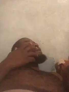 collennny12 online show from 10.18.25