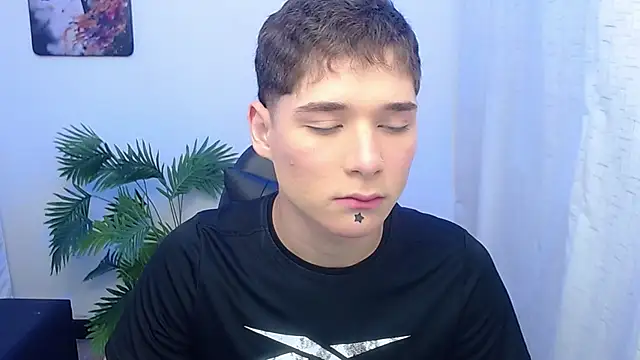 Snapshot of Mattass18 chatting on 06.10.26 Mattass18 online show from 06.10.26