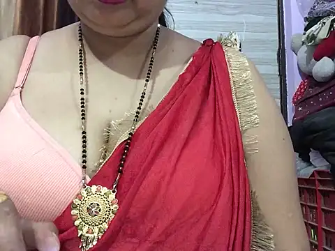Snapshot of D_Gulabo chatting on 10.21.25 D Gulabo online show from 10.21.25