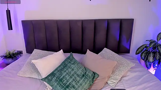 AilanaCortes online show from 02.21.26