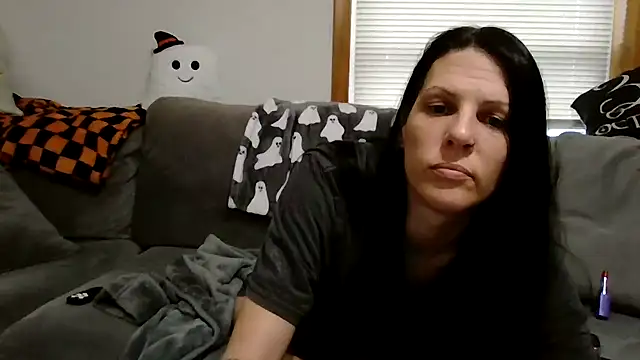 anne126969 online show from 10.15.25