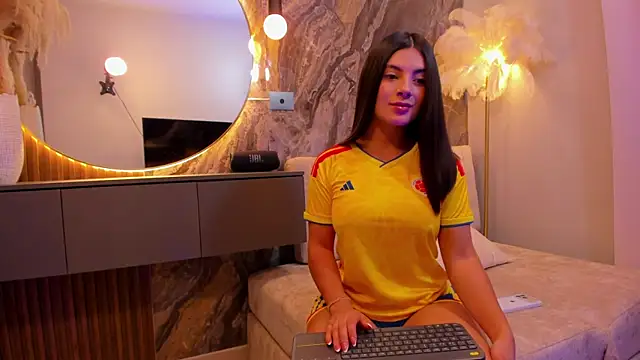 Rashel Frost  online show from 06.23.26