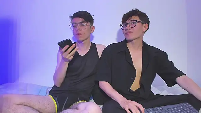 Snapshot of dani_angel_dark chatting on 11.01.25 dani angel dark online show from 11.01.25