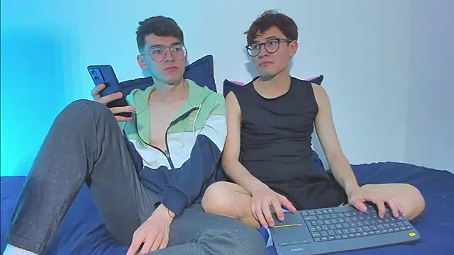 Snapshot of dani_angel_dark chatting on 11.13.25 dani angel dark online show from 11.13.25