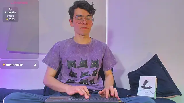 Snapshot of dani_angel_dark chatting on 01.13.26 dani angel dark online show from 01.13.26