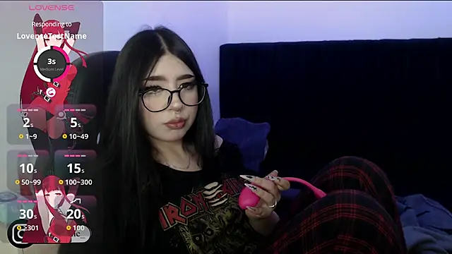 Snapshot of VamppyJane chatting on 10.16.25 VamppyJane online show from 10.16.25