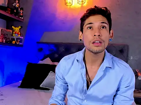 MaxHuston online show from 10.15.25