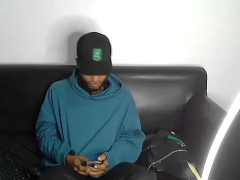 AXionX online show from 12.04.25