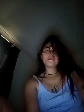 DaniBella112 online show from 10.15.25